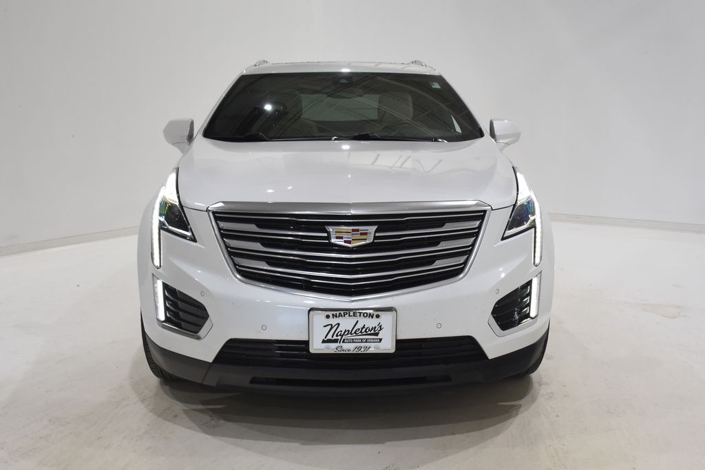 2019 Cadillac XT5 Luxury 2