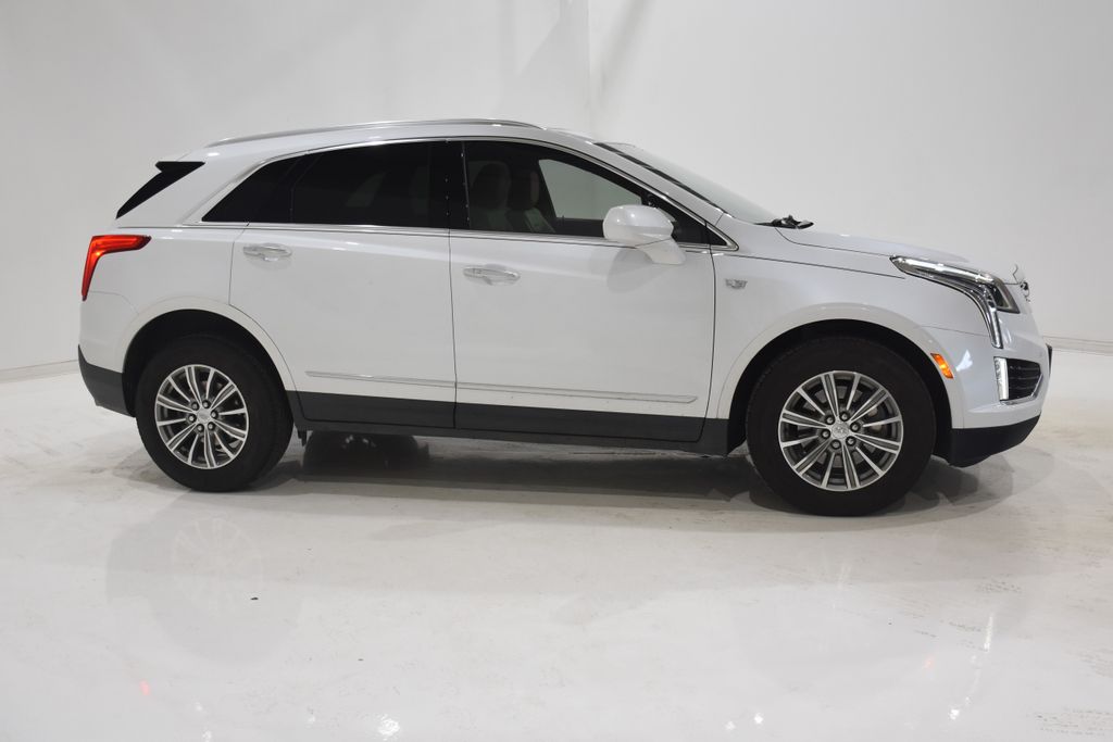 2019 Cadillac XT5 Luxury 3