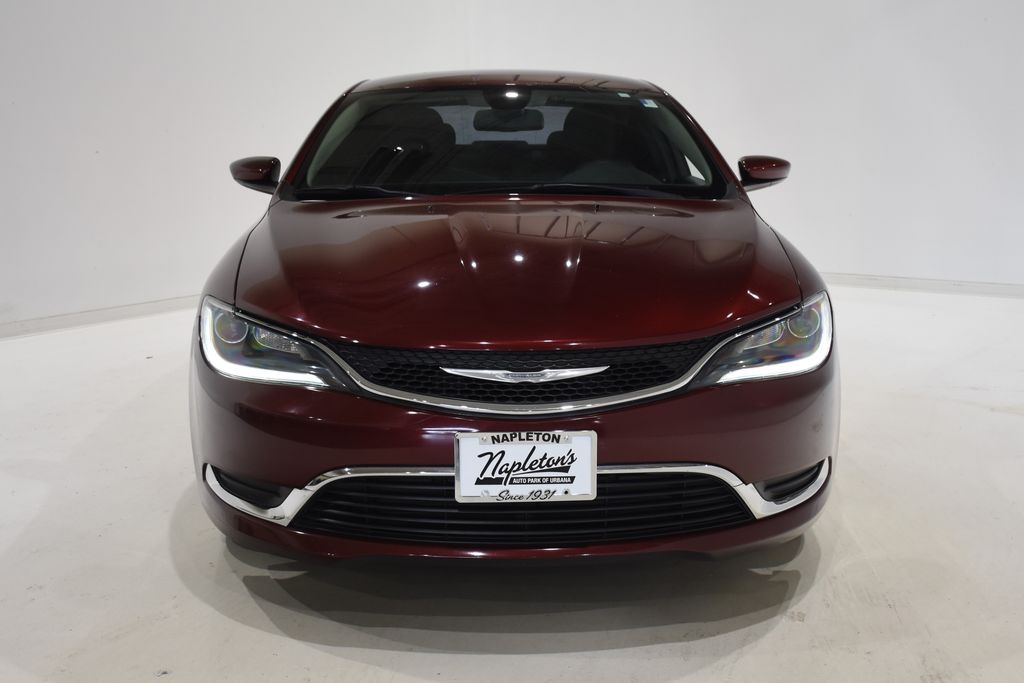 2016 Chrysler 200 Limited 2