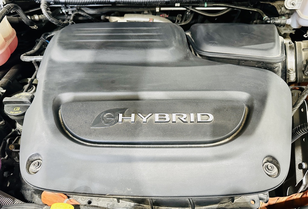 2022 Chrysler Pacifica Hybrid Touring L 8