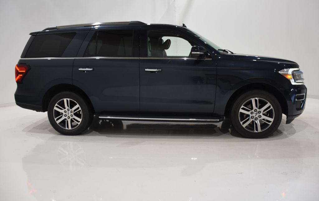 2022 Ford Expedition Limited 3