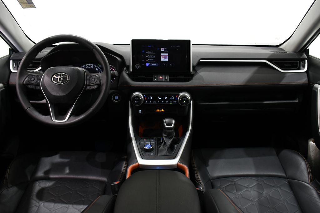 2022 Toyota RAV4 Adventure 8