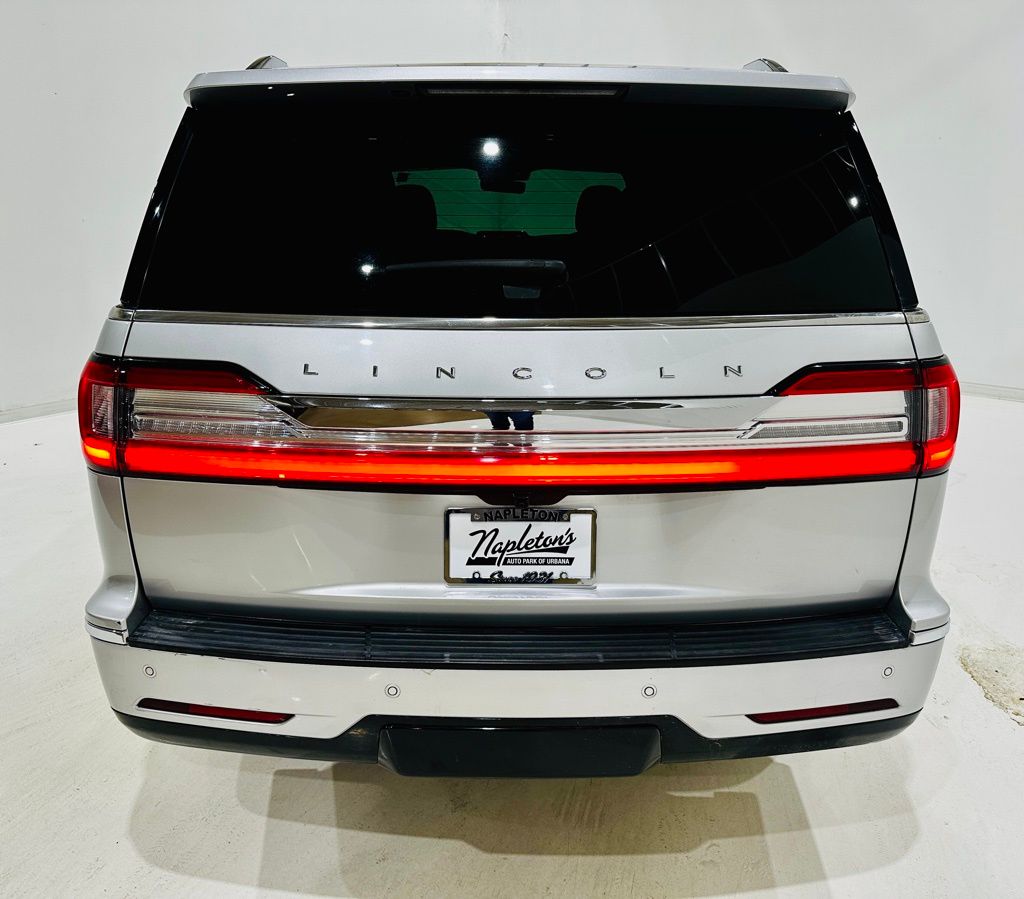 2018 Lincoln Navigator Select 5