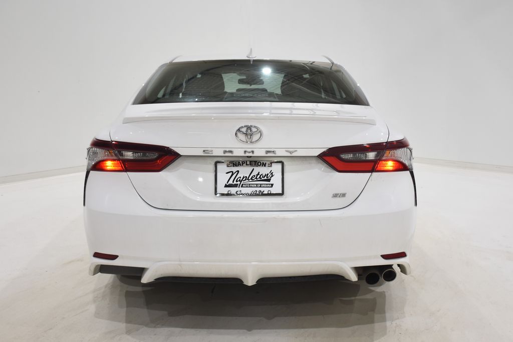 2022 Toyota Camry SE 5