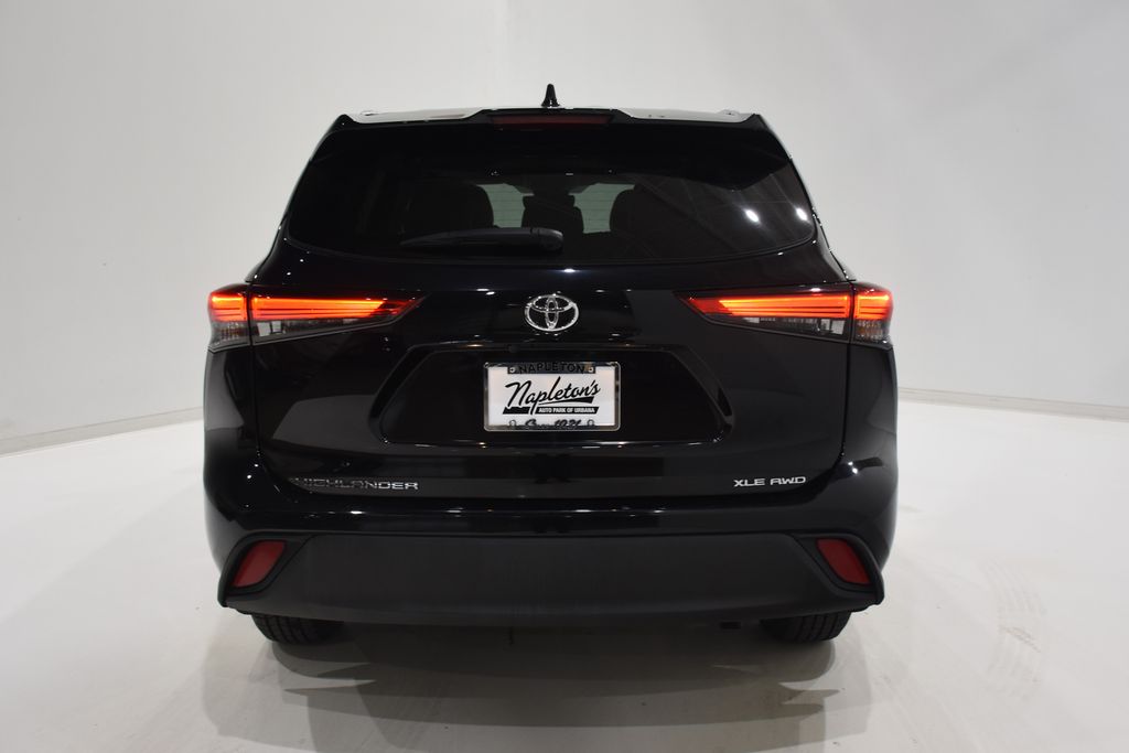 2021 Toyota Highlander XLE 5