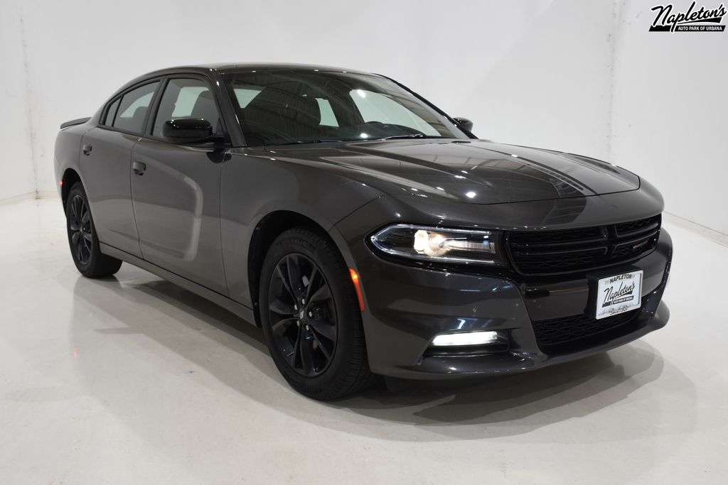 2020 Dodge Charger SXT 1