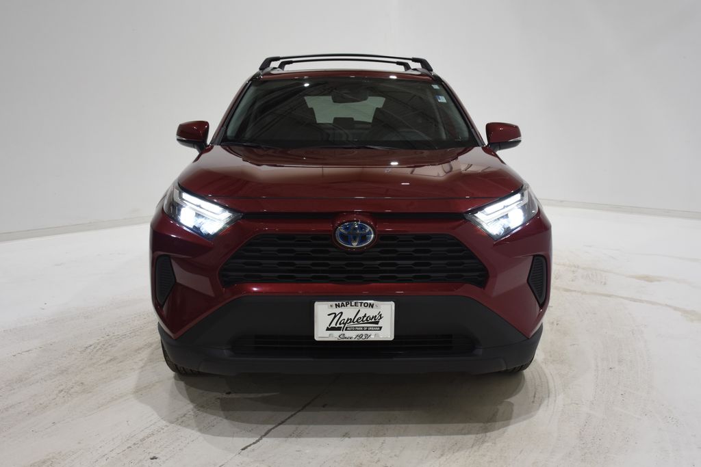 2022 Toyota RAV4 Hybrid XLE 2