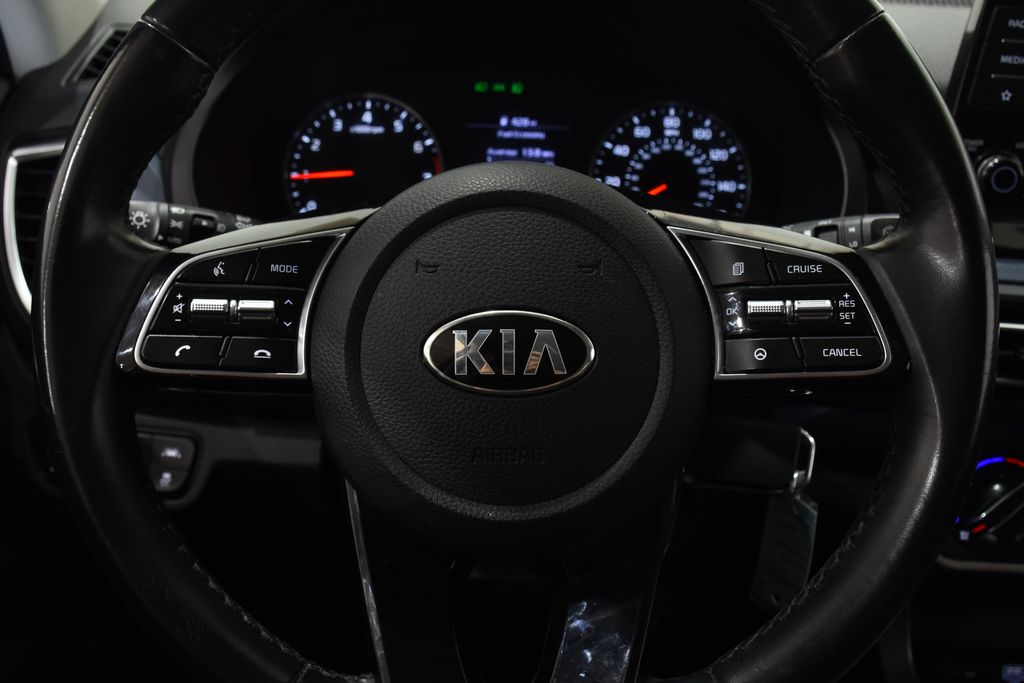 2021 Kia Seltos S 9