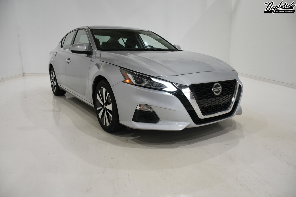 2022 Nissan Altima 2.5 SV 1