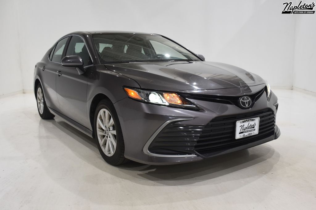 2023 Toyota Camry LE 1