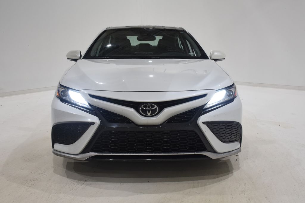 2022 Toyota Camry XSE 2