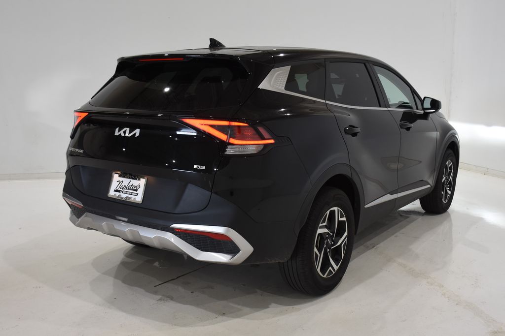 2024 Kia Sportage LX 4