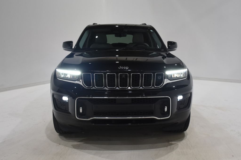 2021 Jeep Grand Cherokee L Overland 2