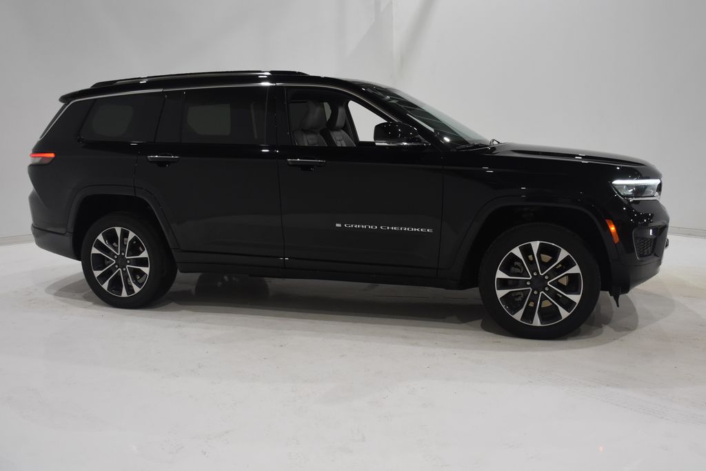 2021 Jeep Grand Cherokee L Overland 3