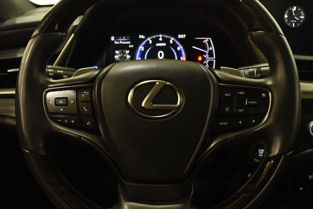 2021 Lexus ES 250 10