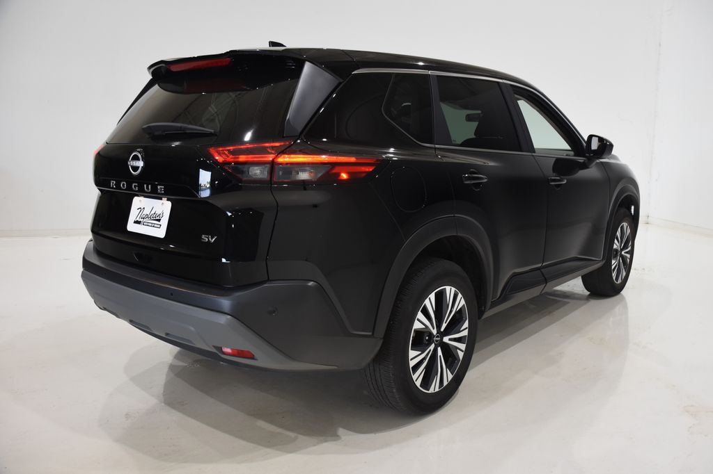 2023 Nissan Rogue SV 4