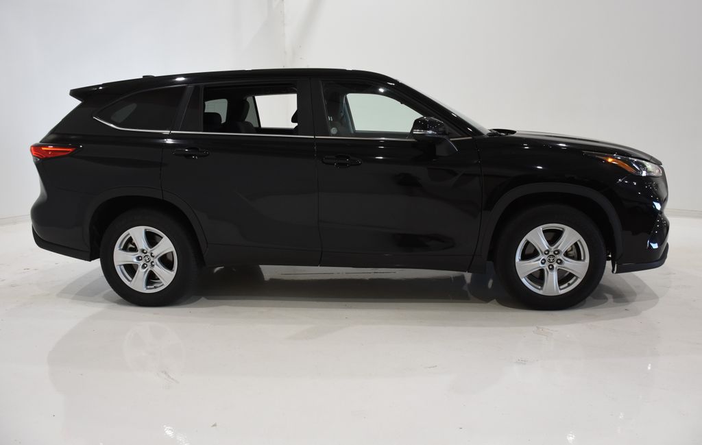 2023 Toyota Highlander L 3