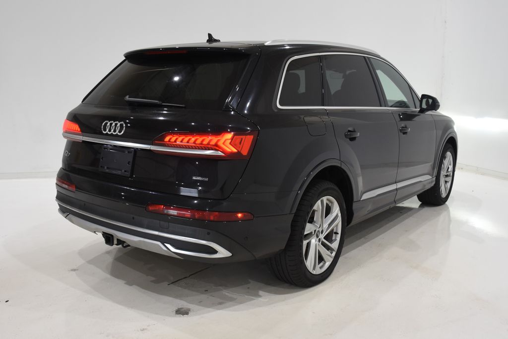 2021 Audi Q7 55 Premium Plus 4