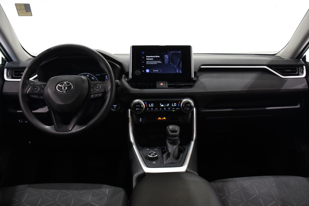 2024 Toyota RAV4 Hybrid XLE 9