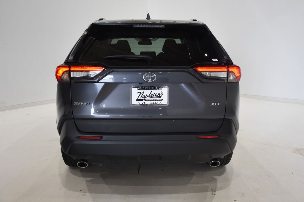 2024 Toyota RAV4 XLE Premium 5