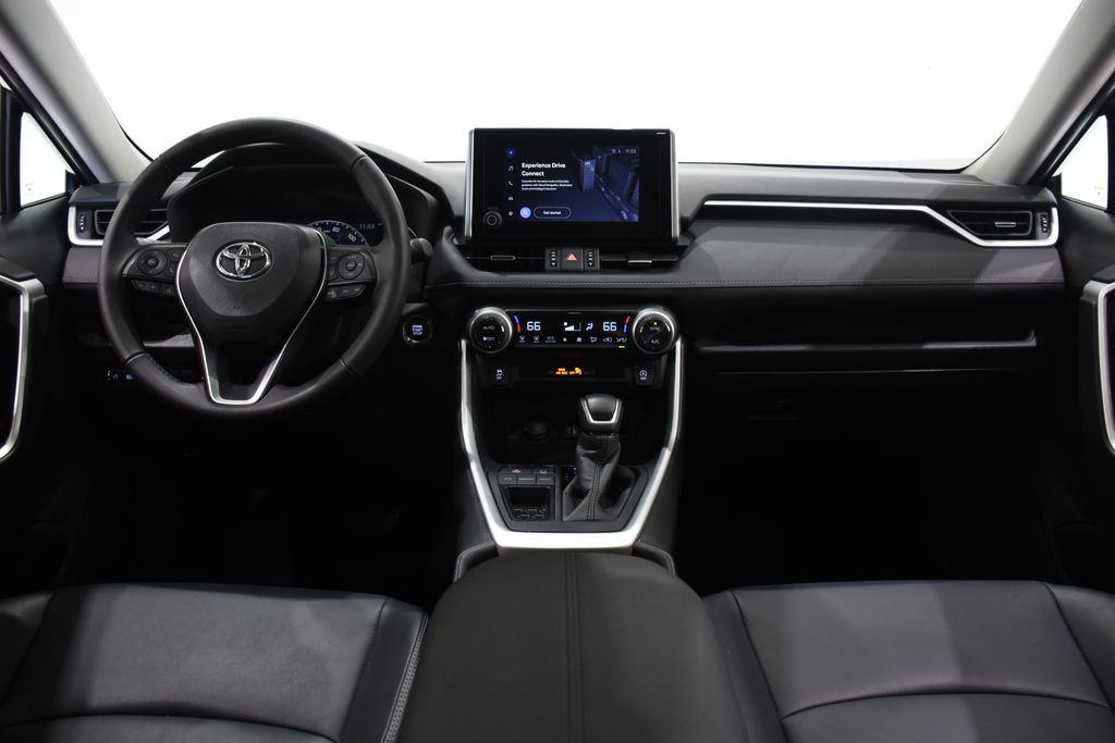 2024 Toyota RAV4 XLE Premium 8