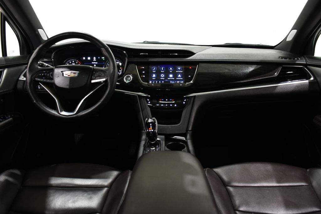 2023 Cadillac XT6 Premium Luxury 8