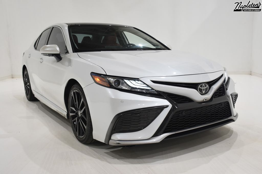 2022 Toyota Camry XSE V6 1