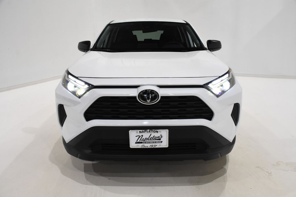 2023 Toyota RAV4 LE 2