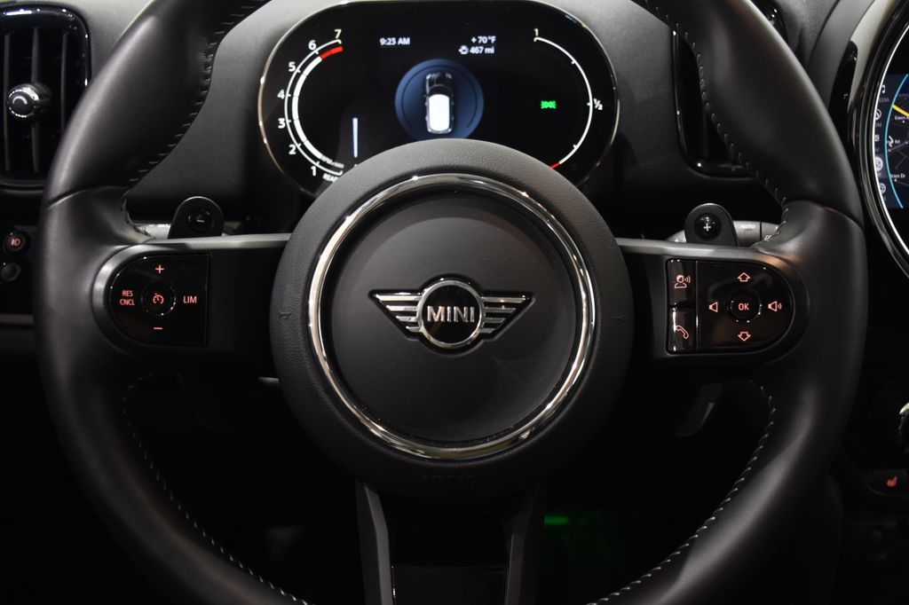 2024 MINI Cooper S Countryman Signature 10