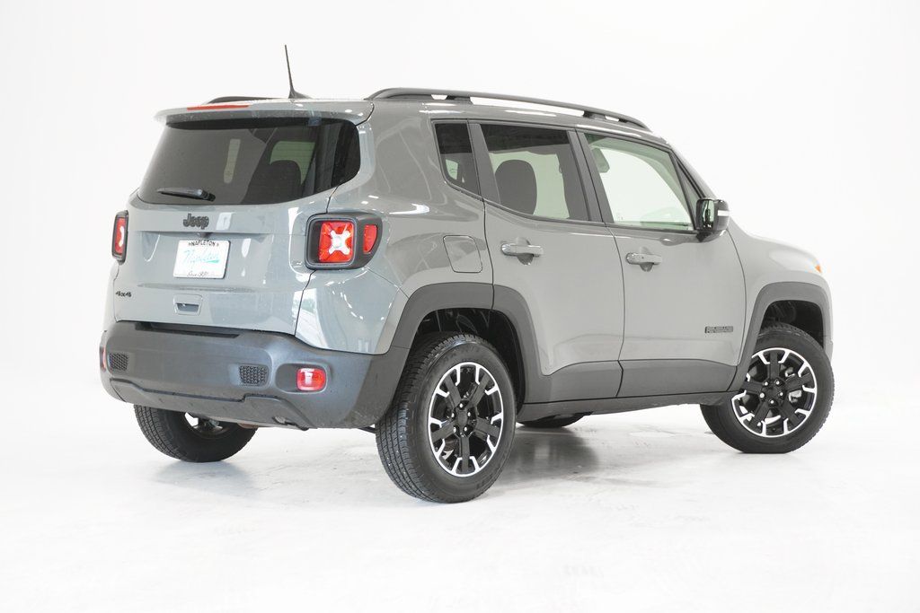 2023 Jeep Renegade Latitude 7