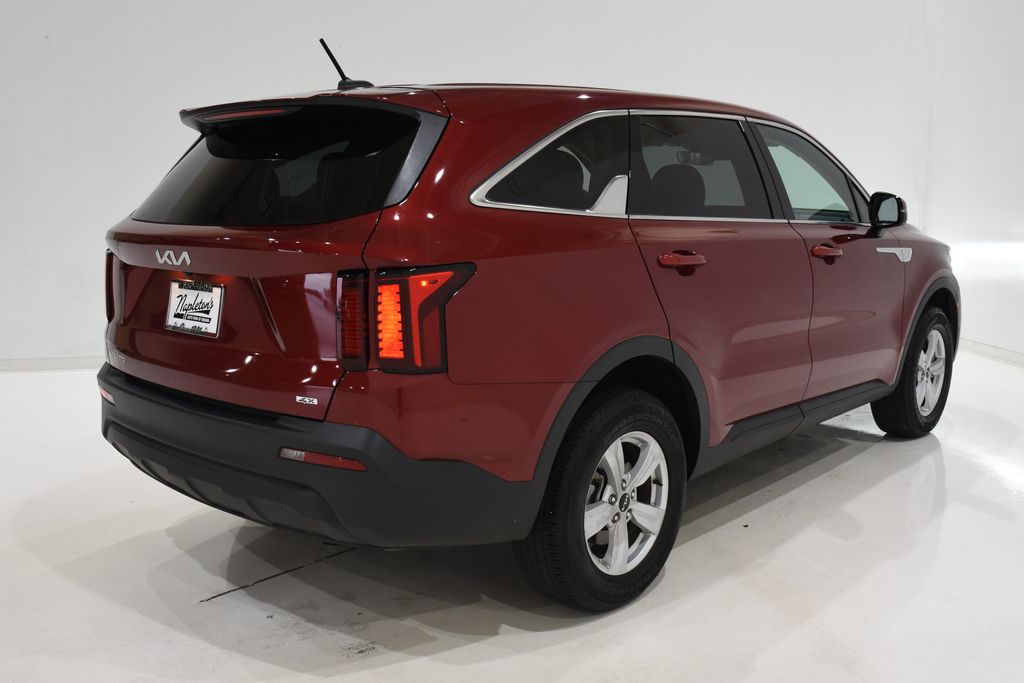 2023 Kia Sorento LX 4