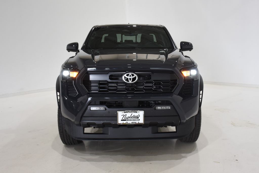 2024 Toyota Tacoma Hybrid TRD Off Road 2