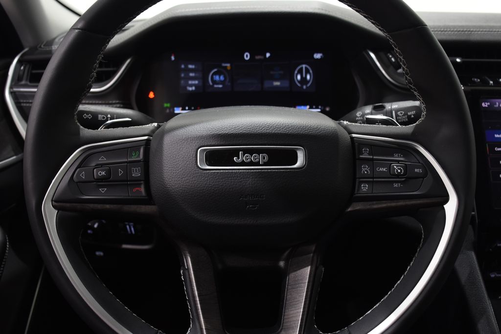 2023 Jeep Grand Cherokee Limited 10