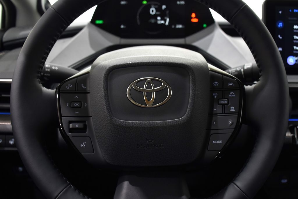 2024 Toyota Prius Limited 10