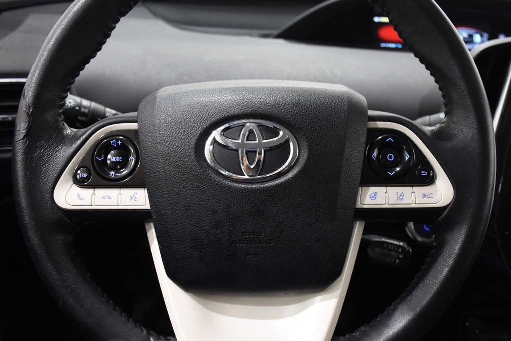 2017 Toyota Prius Prime Advanced 10