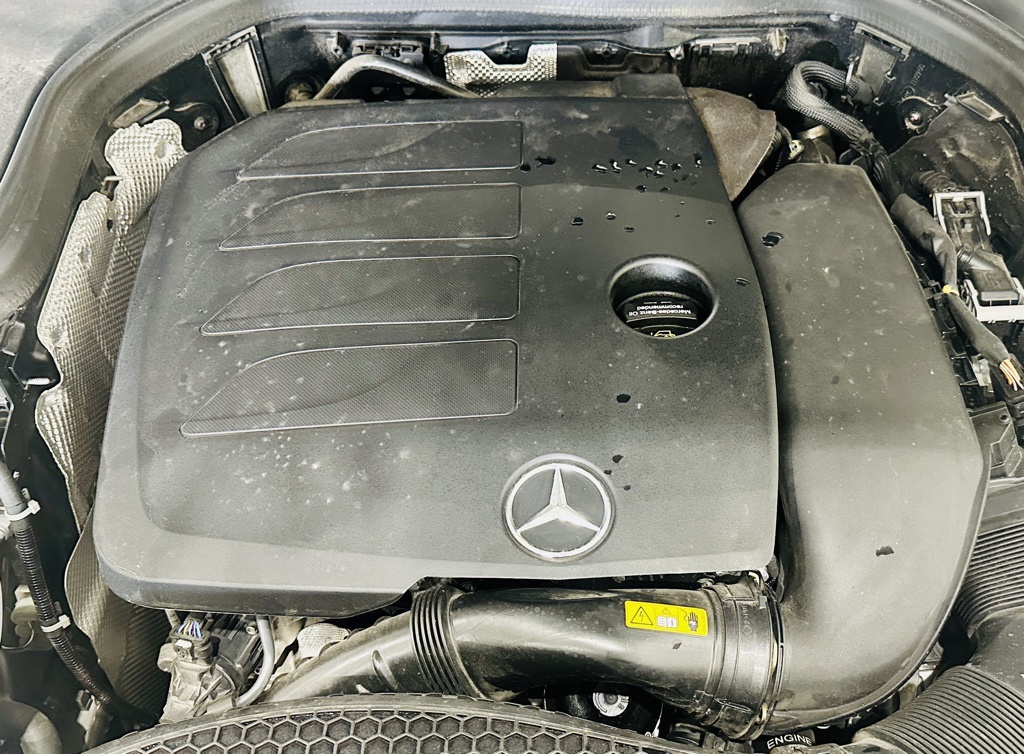 2021 Mercedes-Benz GLC GLC 300 7