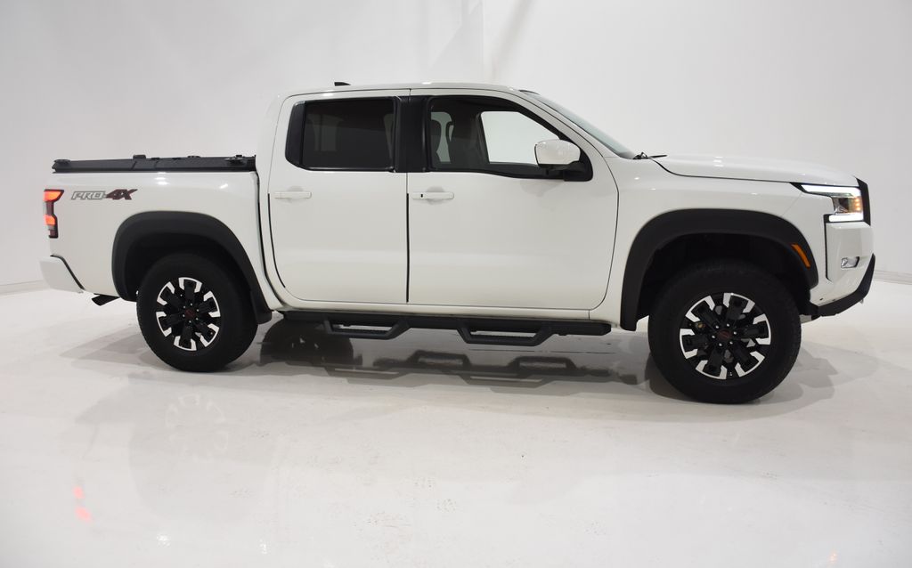 2022 Nissan Frontier PRO-4X 3