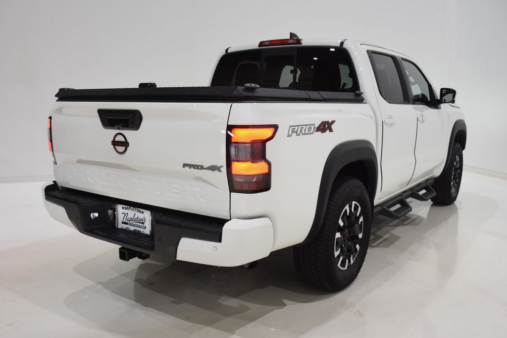 2022 Nissan Frontier PRO-4X 4