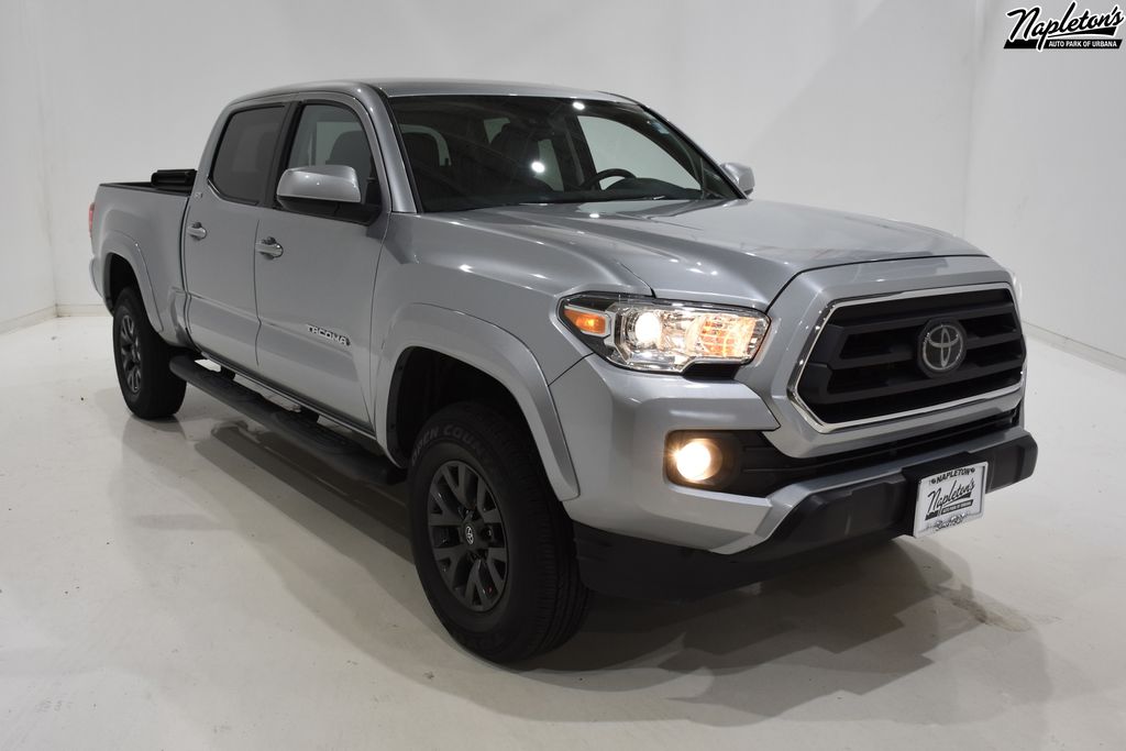 2022 Toyota Tacoma SR5 1