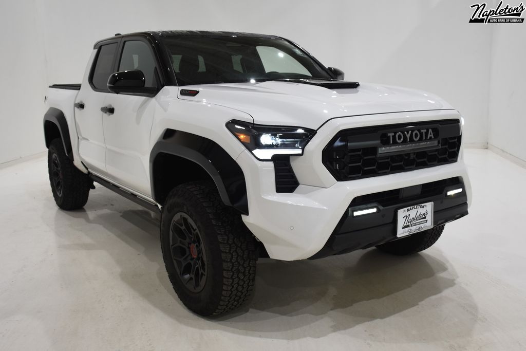 2024 Toyota Tacoma Hybrid TRD Pro 1