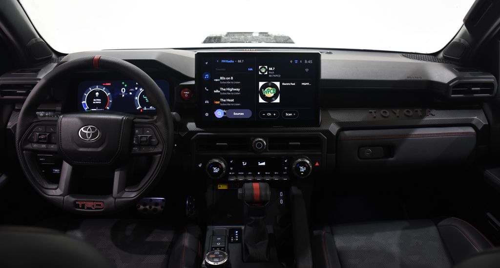 2024 Toyota Tacoma Hybrid TRD Pro 8