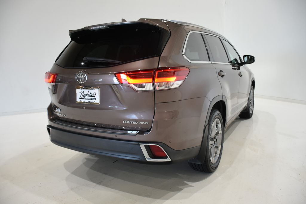 2019 Toyota Highlander Limited Platinum 4