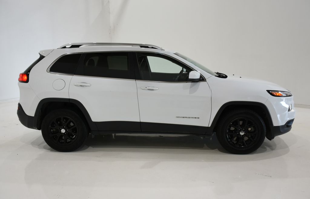 2017 Jeep Cherokee Latitude 3