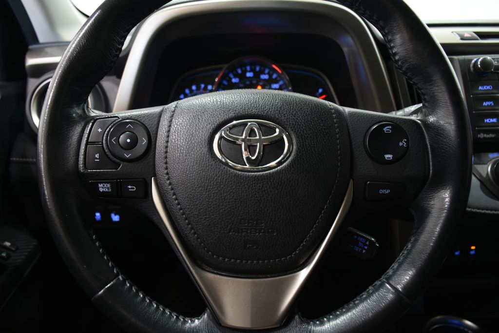 2015 Toyota RAV4 Limited 11