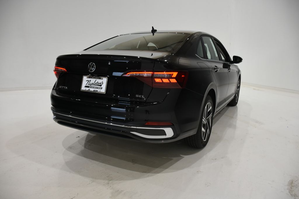 2024 Volkswagen Jetta 1.5T SEL 4