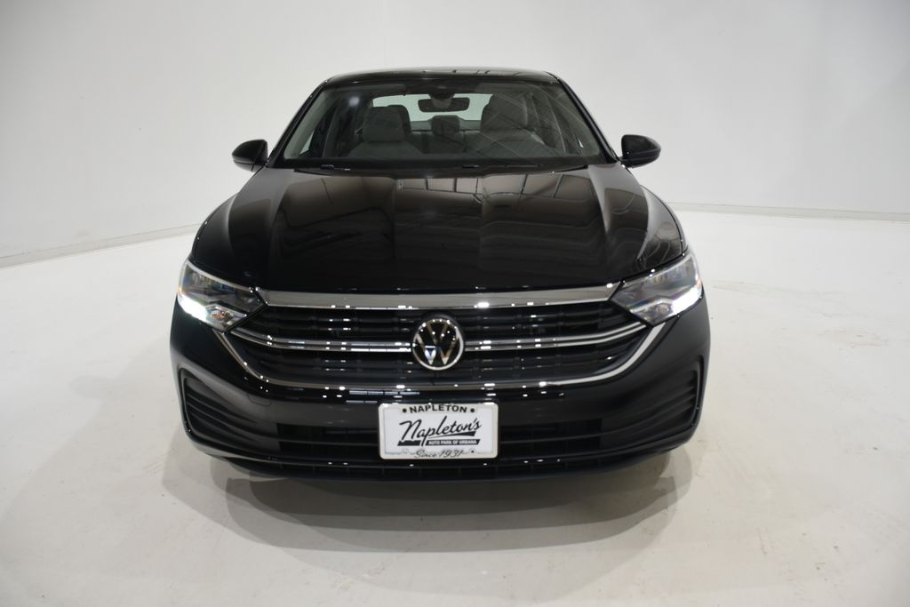 2024 Volkswagen Jetta 1.5T SE 2