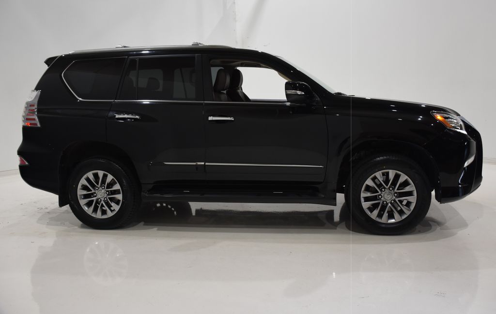 2015 Lexus GX 460 Luxury 3