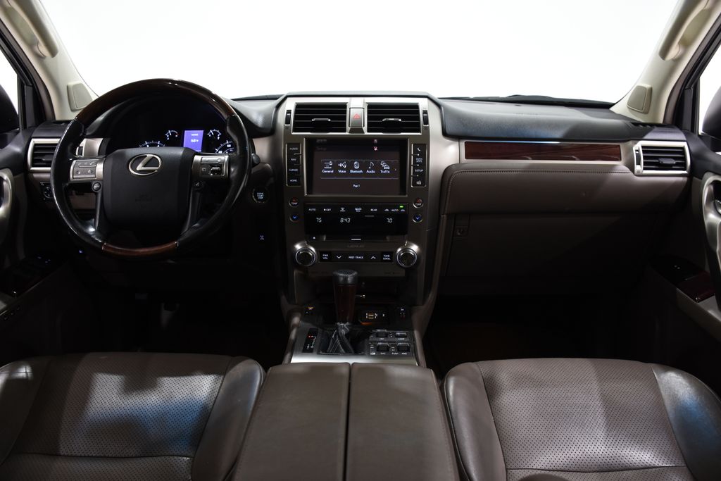 2015 Lexus GX 460 Luxury 8