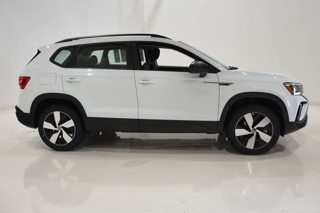 2024 Volkswagen Taos 1.5T S 3