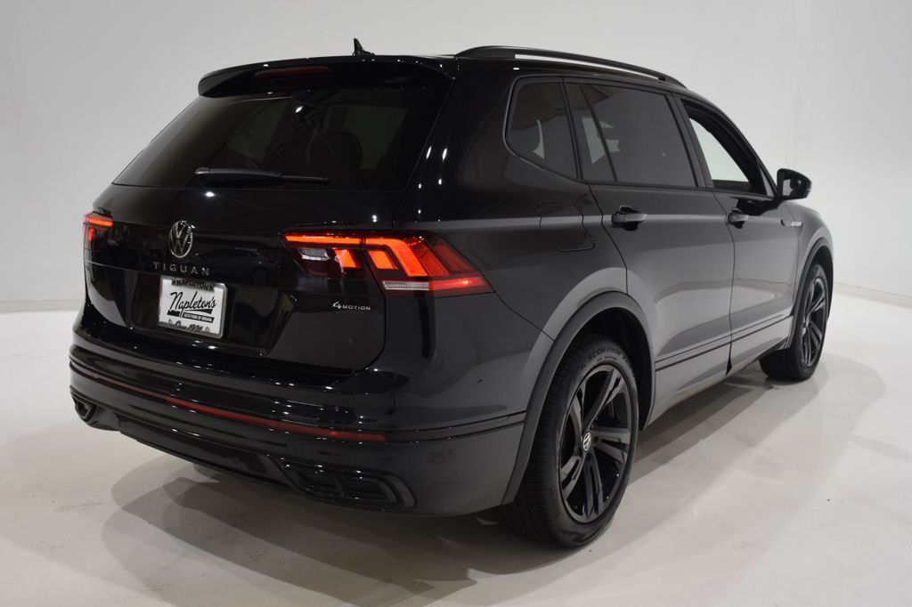 2024 Volkswagen Tiguan 2.0T SE R-Line Black 4